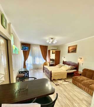 Апартаменты Sunrise Кацивели Классический трехместный номер-1